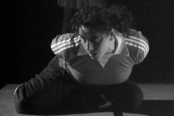 2006, Gasttänzerin bei Tanz-Performance Killing Henry, POGOensemble, Köln. Foto L. Lommel